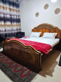 Chambre ventillo Nb Toillette extérieure ideal pour vos sejours a dakar - 1