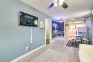 6 Mi to Med Center & NRG Stadium: Houston Home - 9