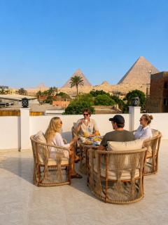 Esca Pyramids View - Le Caire - 8