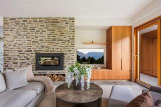 Waiora at 42- BBQ- Hot Tub- Free Parking-Fireplace - 2