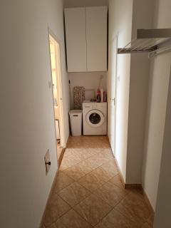 Cozy Downtown flat - 0
