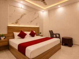 Hotel Krishna Kripa Palace Near Prem Mandir - 8