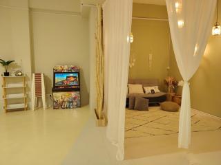 Maison Inn - Affordable Sleeps 6 to 13 near Tebrau AEON & Toppen - 1
