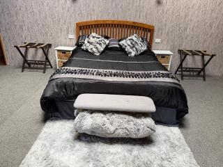 Riverview Yurt - 3