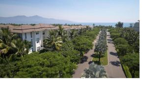 Family Beach Pool Villa Danang - 2