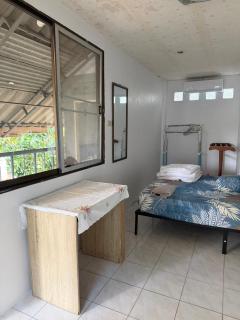 Spacious 70sqm Jungle Loft Peaceful Green Escape - 2