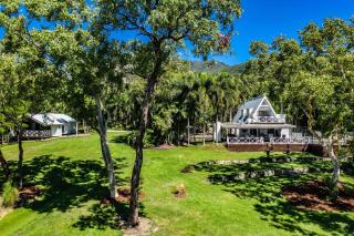 Cottonwood Port Douglas - 0