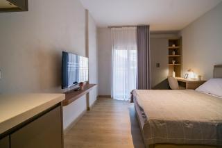 SleepRest Azure Suites - 3
