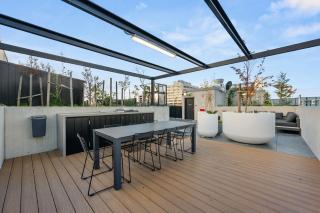 Stylish 1-Bedroom Gem a 6-Minute Walk to Westfield with Parking - 8