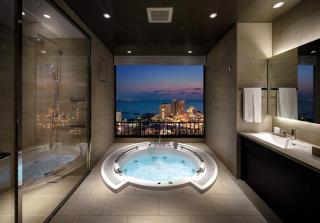 RIHGA Royal Resort Okinawa Chatan - 2
