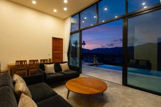 Panorama View Villa - 2
