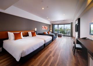 RIHGA Royal Resort Okinawa Chatan - 2