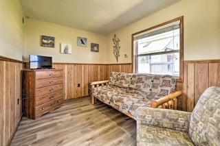 Rustic Waterfront Cabin with Fire Pit in Houghton Lake, Michigan - 9