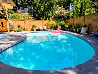 2BD Guest Suite Sleeps 6 Near Downtown & Beach - 8