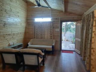 Melody-Wooden Cottage with Private Pool - 4