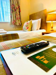 George Hotel & Granary - 1
