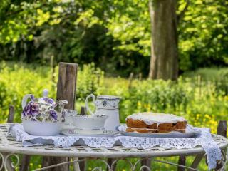 The Old Apple Shed cosy heated cottage in a meadow close to the charming village of Bethersden - 7