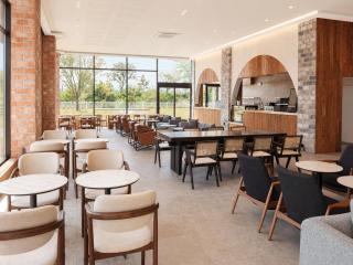 The LAND Hotel - 7