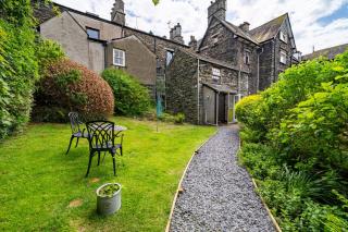 Clover Cottage - Ambleside Town Centre with Parking - 0