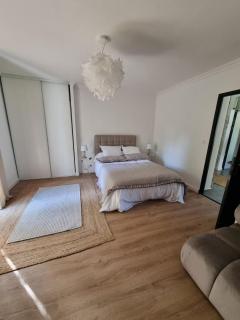 NOUVEAU - Logement insolite ! Maison en bord de rivière - 4
