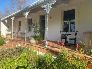 Klein Welmoed Luxury Guest House - 4