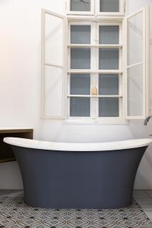 Elegant Vintage Apartment - 5