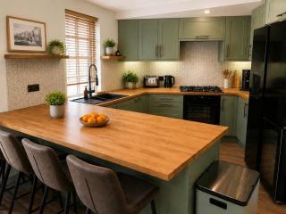 Sea View Coastal Apartment in Swanage with Parking - 7