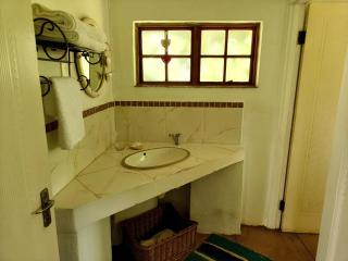 Garden of Eden Cottages and Guest House - 1