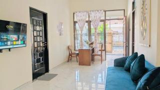 Surabaya Homey near UK Petra Syariah - 5