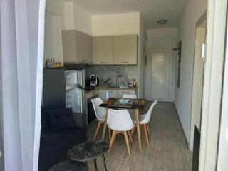 Golden City Apartments - 2