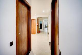 Super Townhouse Sector 67A Gurgaon Formerly Viraj Residency - 1