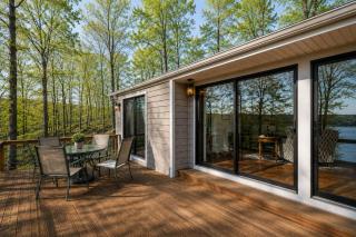 Lakefront Home Serene Views & Deck Near Mammoth Cave - 2