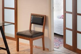 Stylish Apt w Charming Balcony in the Very Center - 4
