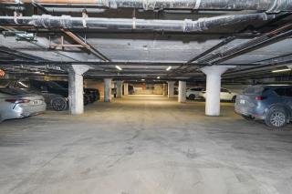 Charming 2BR Apartment with Skyline view, Optional Parking & Gym Access Near McCormick Place, Lakefront and Soldier Field - 6