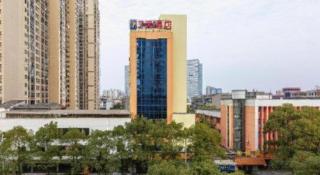 7 Days Inn Pingxiang Railway Station - Pingxiang - 2
