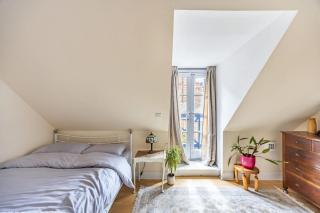 BnBNova - 1BR - Edinburgh Castle Views - 6