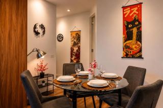 Modern Tokyo Pop 2BR Retreat - Melbourne Central - 1