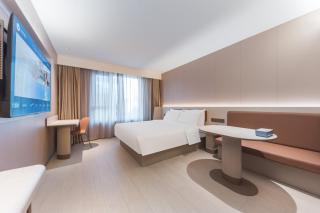 Hanting Hotel Qingdao Wusi Square - 6