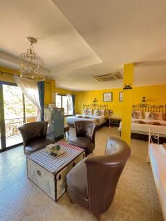 The Castello Resort - 4