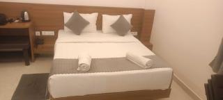 Hotel O GOLDEN LEAF HOME STAY - 9