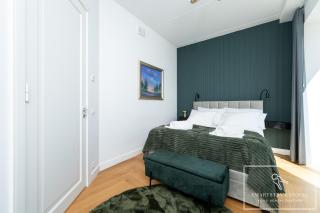 High-End 2BR, Ambassador building, Lift, Skyline view - 1