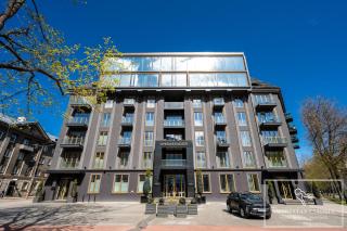 High-End 2BR, Ambassador building, Lift, Skyline view - 7