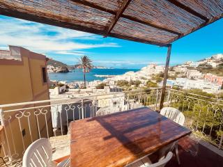 La casa di Feruri a Ponza - 9