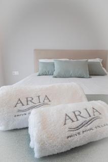Aria Prive Pool Villas by RentalsPro - Portaria Beach - 2