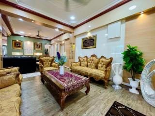 Homestay & Pool Laman Sri Aman Pontian - 2