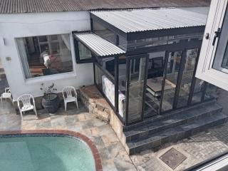 M Group B&B - 5