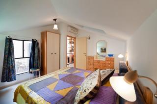 Mamad Charming Sunny Haven with Balcony - 7