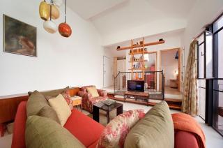 Mamad Charming Sunny Haven with Balcony - 5