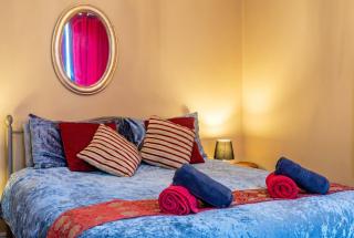Shakespeare Apartment, Measham - Free Parking - 2
