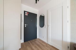 Lasek Marceliński 12th Floor Studio by BookingHost - 8